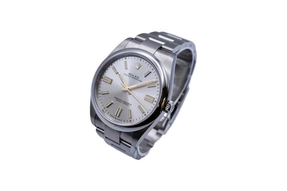 Rolex Oyster Perpetual 124300 Image 2